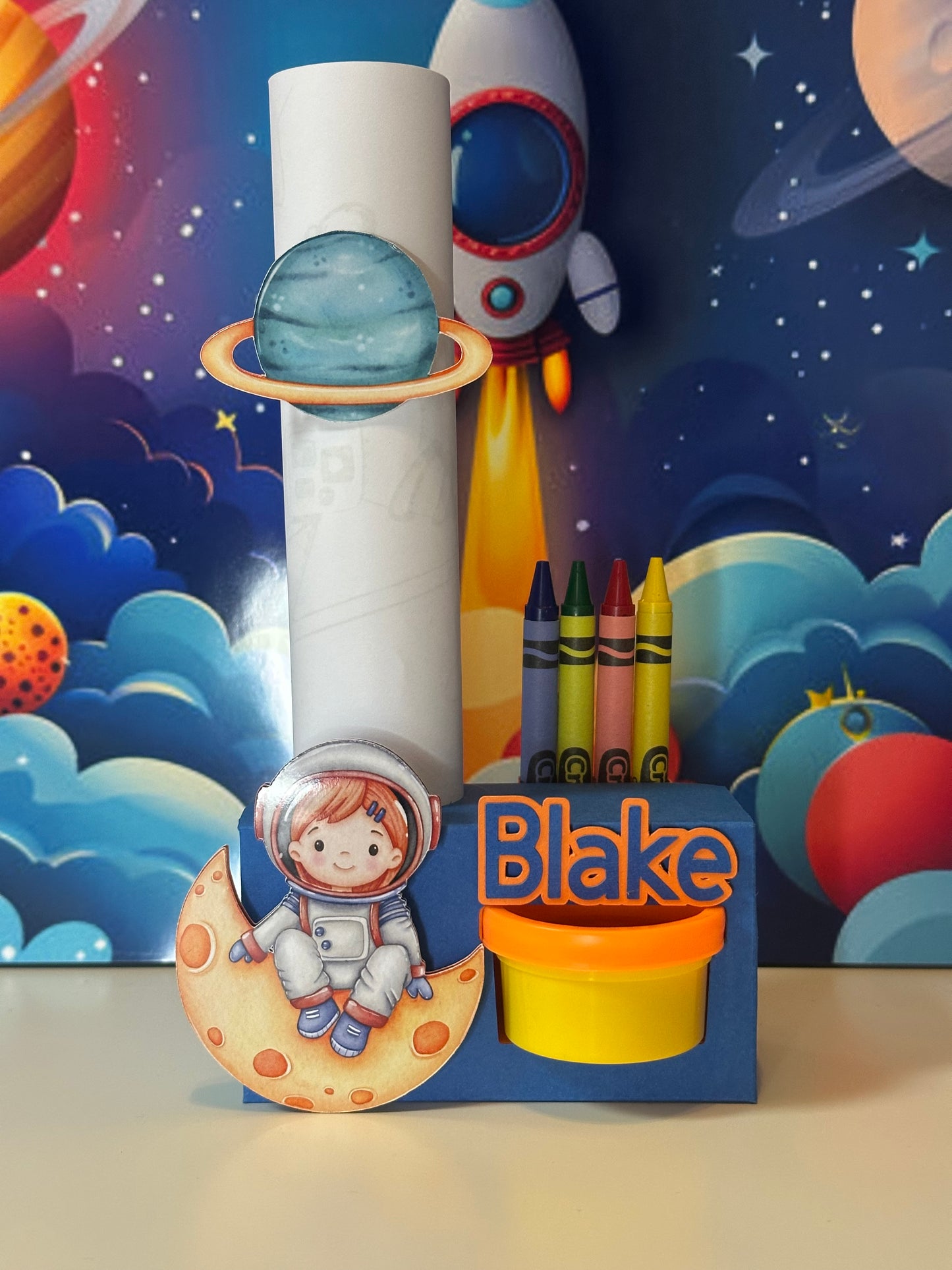Astronaut Kleur- & Knutseltraktatie met Naam – Ruimte Thema